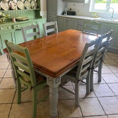 Kitchen Table and Chairs