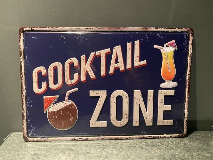 Cocktail zone Tin Metal sign