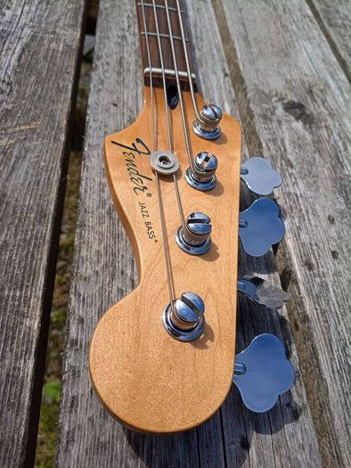 Fender jazz bass