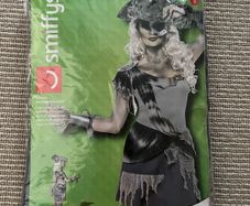 Madame Voyage Costume