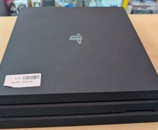 Playstation 4 Pro 1TB