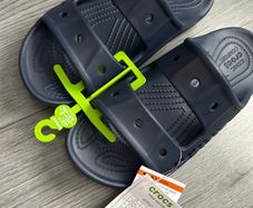 Women's crocs
