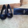 shoes and purse Image 4