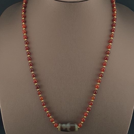 Vintage Treasure Vase Pattern Agate & Carnelian Beads Necklace