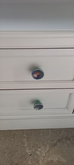 Chest of drawers
