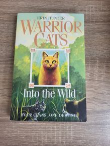 Warrior Cats - Into The Wild by Erin Hunter