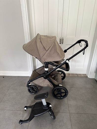 Bugaboo fox 2 complete with bassinet, footmuff and toddler seat