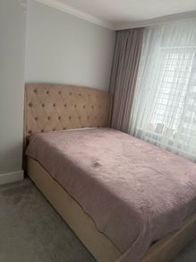 King size bed