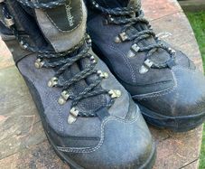 Columbia hiking boots