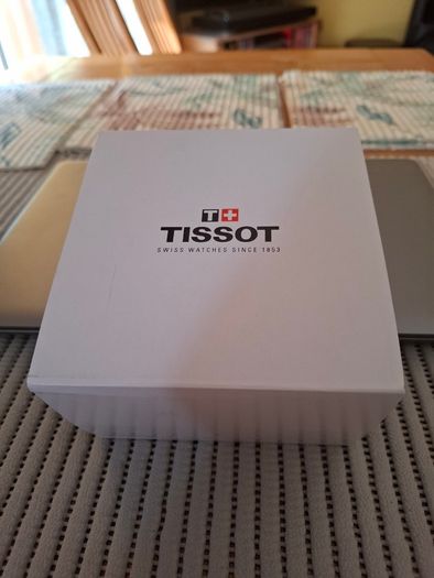 Tissot Watch SEASTAR 1000 QUARTZ Watch New in Box