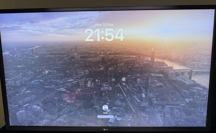 LG 32 inch 4K UHD Monitor (32UK550) - HDR10, FreeSync, Height Adjustable