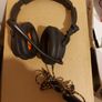 7 Various sets of Headphones, 3 music stage, C6 100, Groov-e, GX Trust, Logitek, Simolio, TDK Image 9