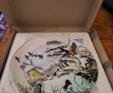 Wedgwood Collector Plate Skating on the Fen Boxed