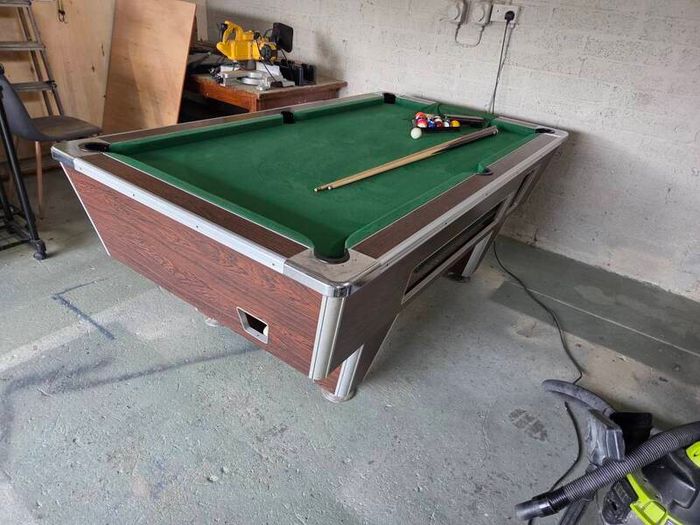 Pool Table 7 x 4