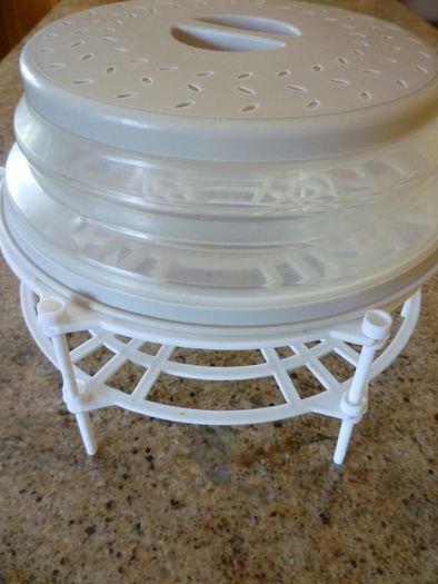 Microwave Plate Stacker & Collapsible Cover. Heat Up To 3 Dinners At Once. Excellent Condition. All fold flat for easy storage