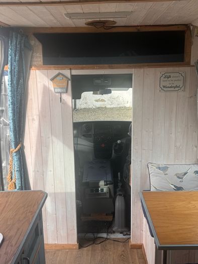 Camper Iveco Daily 2.3l  - Fully Off-Grid & Logbook Registered