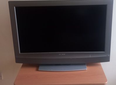 Second hand Sony TV with remote control for sale