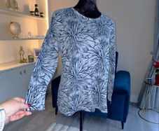 Ladies Navy & Grey Long Sleeved Top. Size Large UK 12 / EU 40
