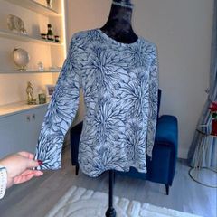 Ladies Navy & Grey Long Sleeved Top. Size Large UK 12 / EU 40