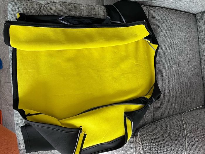 Sweat Neoprene top size M