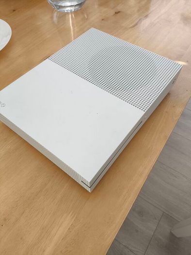 Xbox One S Console (Model 1681) - Console Only