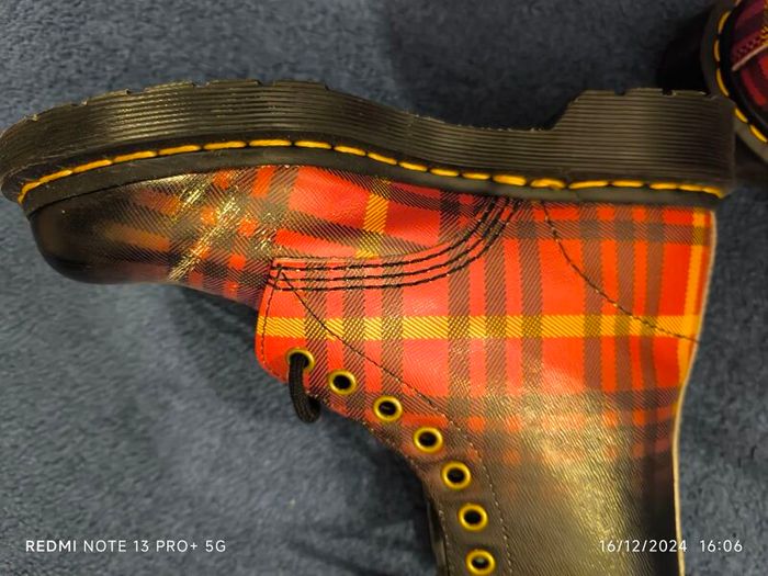 shoes Dr. Martens
