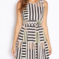 Dorothy Perkins Fit and Flare Summer Dress Size 8
