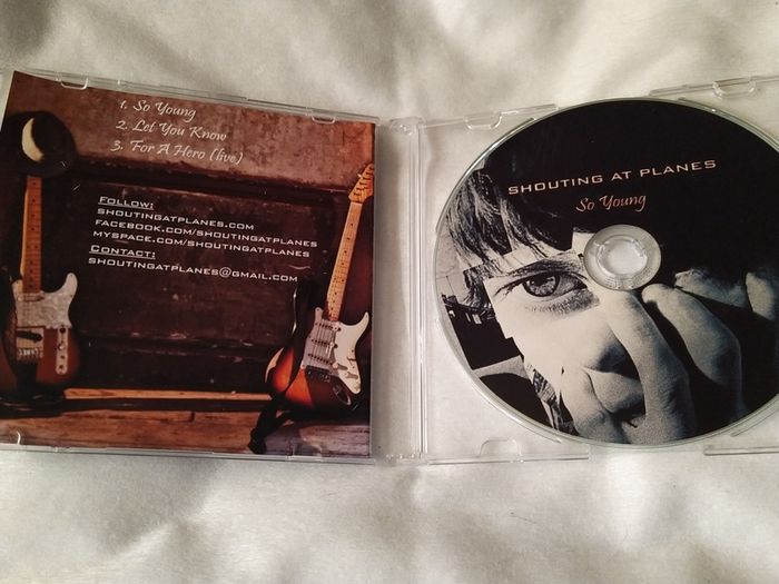 Shouting at Planes - So Young Cd