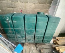 Oil tank