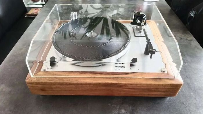 Thorens TD 146