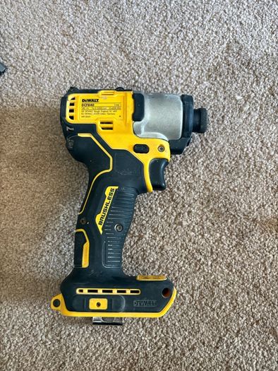 dewalt 3 piece kit with 3 batteries