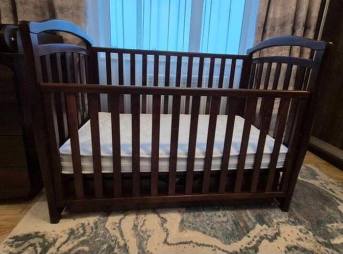 Cot bed