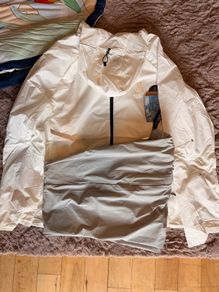 Men running  tracksuit pair