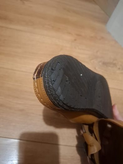 leather sandals
