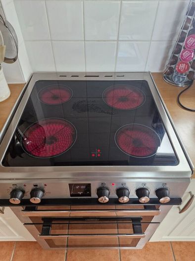 Belling double oven with halogen hob