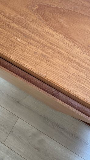 Side Board