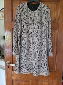 Ladies Cream/Gold/Black Fee G Coat Size 10