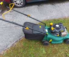 Parkside Petrol Lawnmower with Grass Box, Model FPLMP129, not starting, very good cosmetic condition