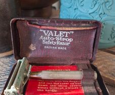 Vintage razor