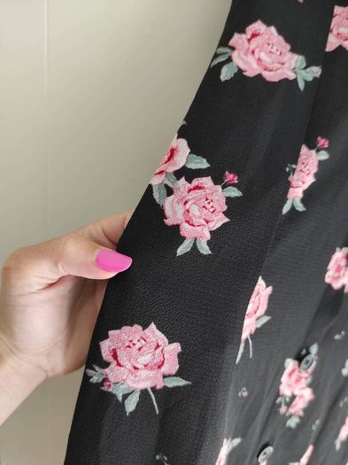 beautiful summer dress with roses size S like new H&M