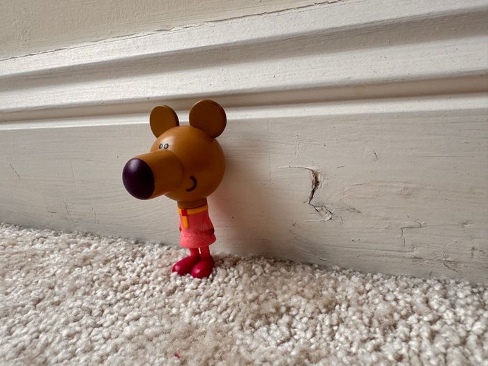Hey duggee Norrie the Mouse Figure Brown approx. 6.5 cm. Used Please see photos