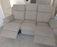 3 & 2 seater reclining couches for sale. As new.