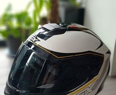 Shox helmet