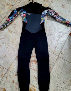 ONeill Epic 5/4 winter suit girls size 14 floral print