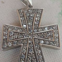 Sterling silver cross pendant