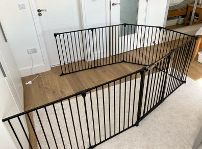 Large 8-Panel Black Metal Baby/Toddler Playpen. / Safety Gate - New