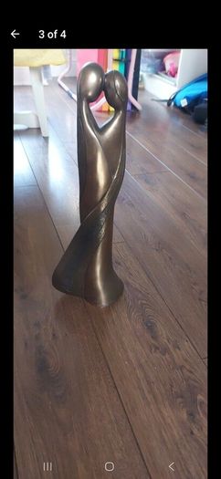 Genesis Kissing Lovers Statue Ornament