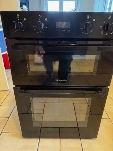 Oven with grill