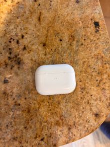 Apple AirPods Pro 1st gen