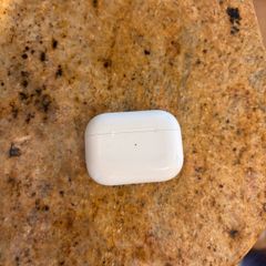 Apple AirPods Pro 1st gen